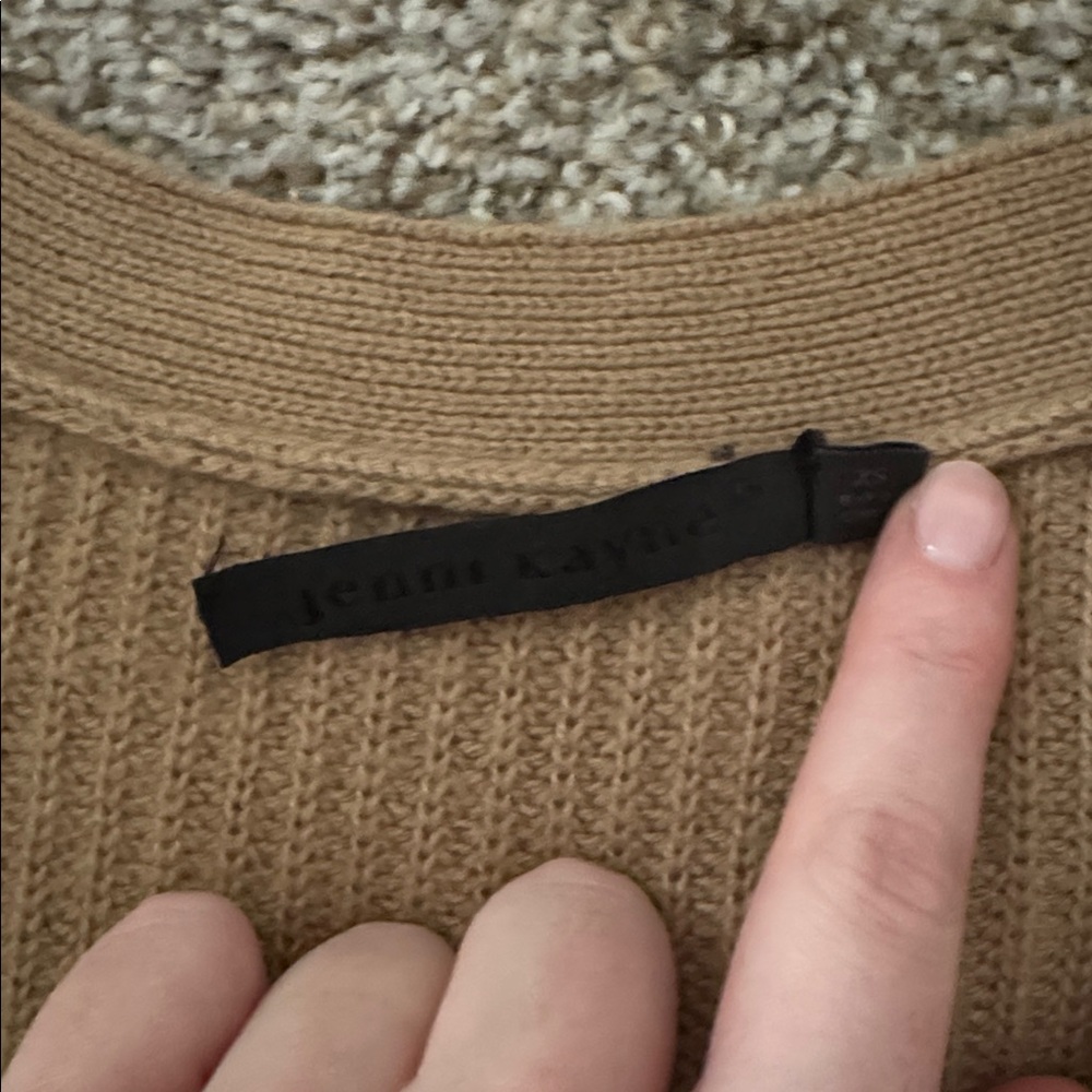 Cropped Cashmere Cocoon Cardigan - Picture 3 of 5